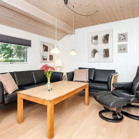 Holiday home 4 Star In Hejls-by Traum *