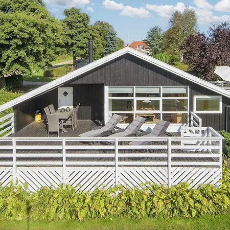 4 Star In Hejls-by Traum Holiday home Hejls